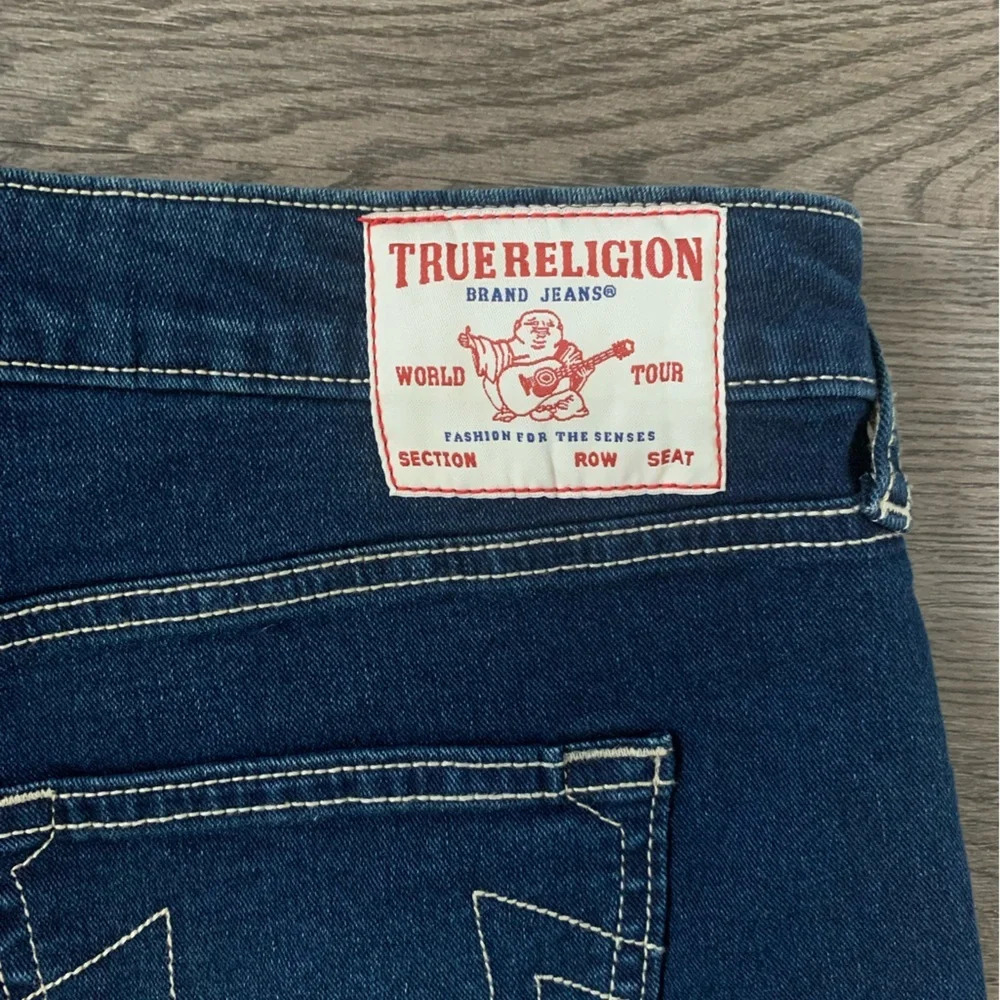 True Religion Jennie Mid Rise Raw Hem Shorts - Size 31 - Dark Scorched Wash NWT - Picture 7 of 15